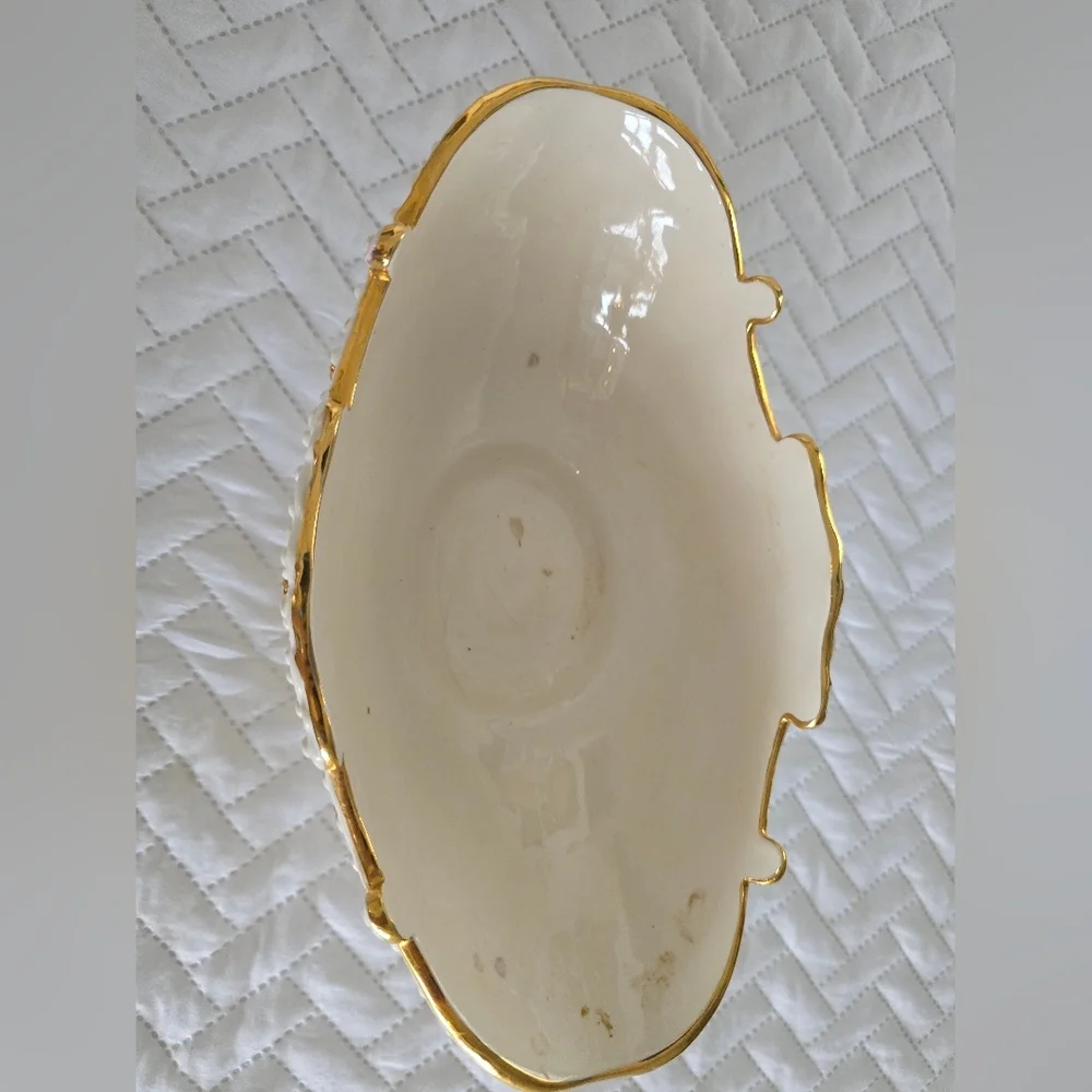 Italy Elegant Cream and Gold hand painted Decorative Bowl - Picture 7 of 11